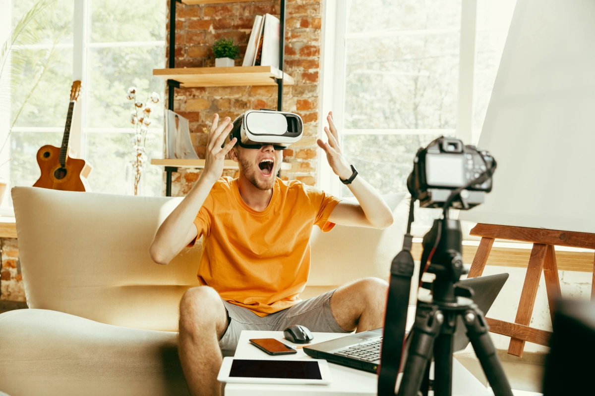 Technology influencer reviewing a VR headset